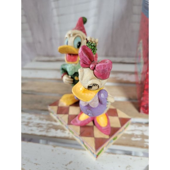 Jim shore mistletoe moment Donald Daisy duck figurine‎ enesco - Picture 3 of 9